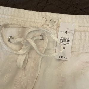 Brand new Lou and Grey Linen shorts small